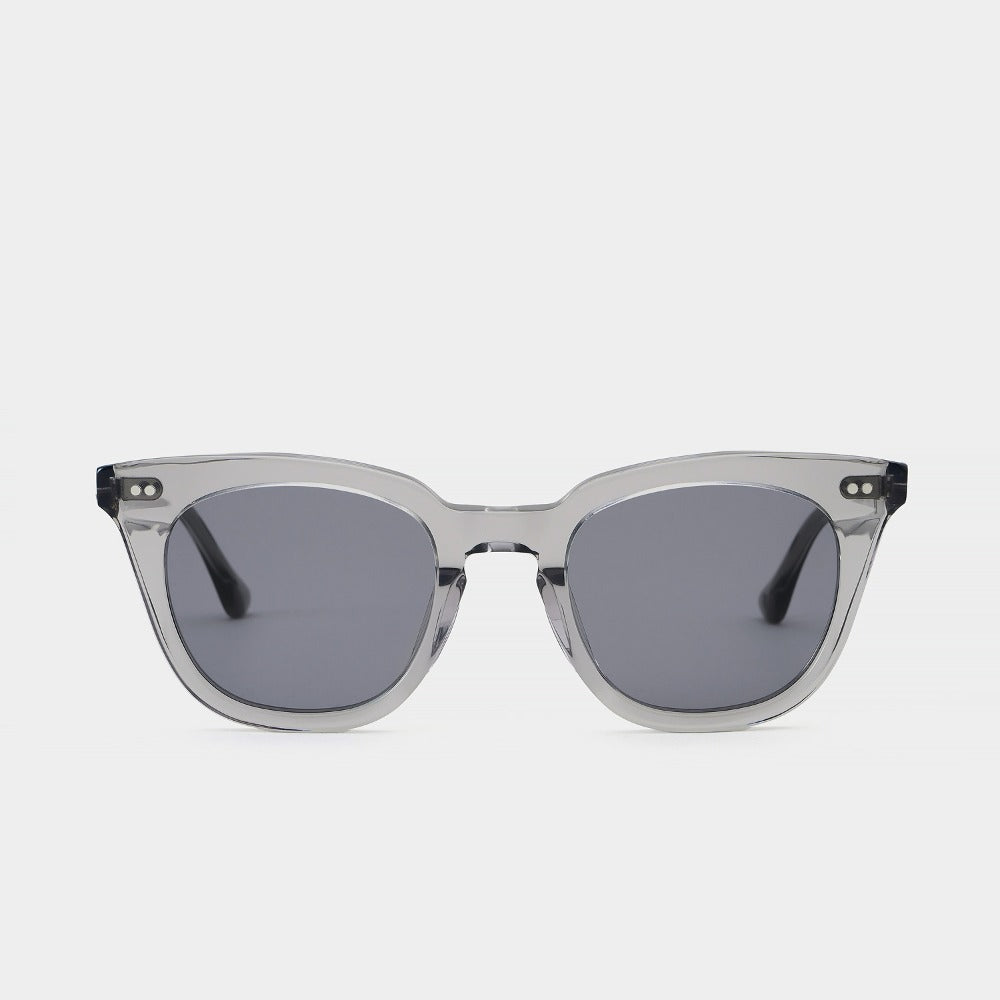 NEW.eyewear ANGLER C2 Clear Grey の特徴と選び方|stoBIGが紹介