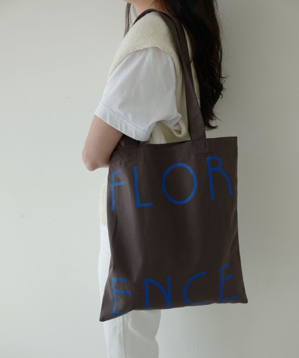 アンフォールド Florence(UNFOLD FLORENCE)ガイド:特徴・選び方・お手入れ
