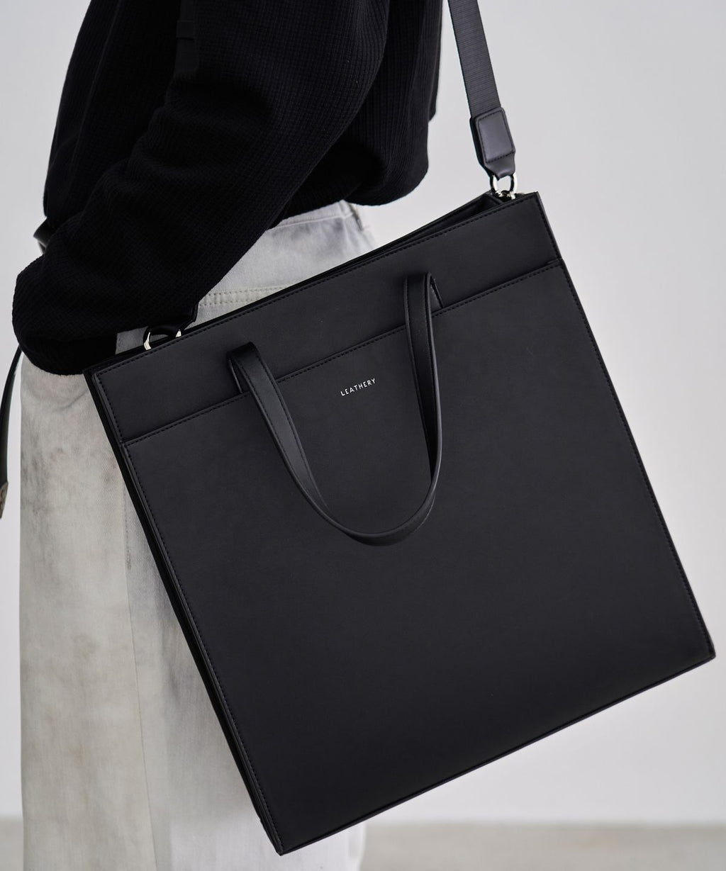 レザー リー スクエアトートバッグ black|特徴と選び方ガイド