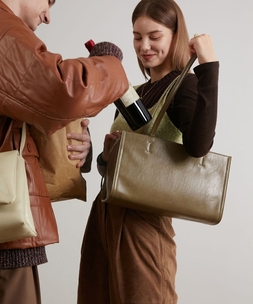 STAND OILのOblong Bag(オブロンバッグ)とは?特徴・選び方・使い方ガイド