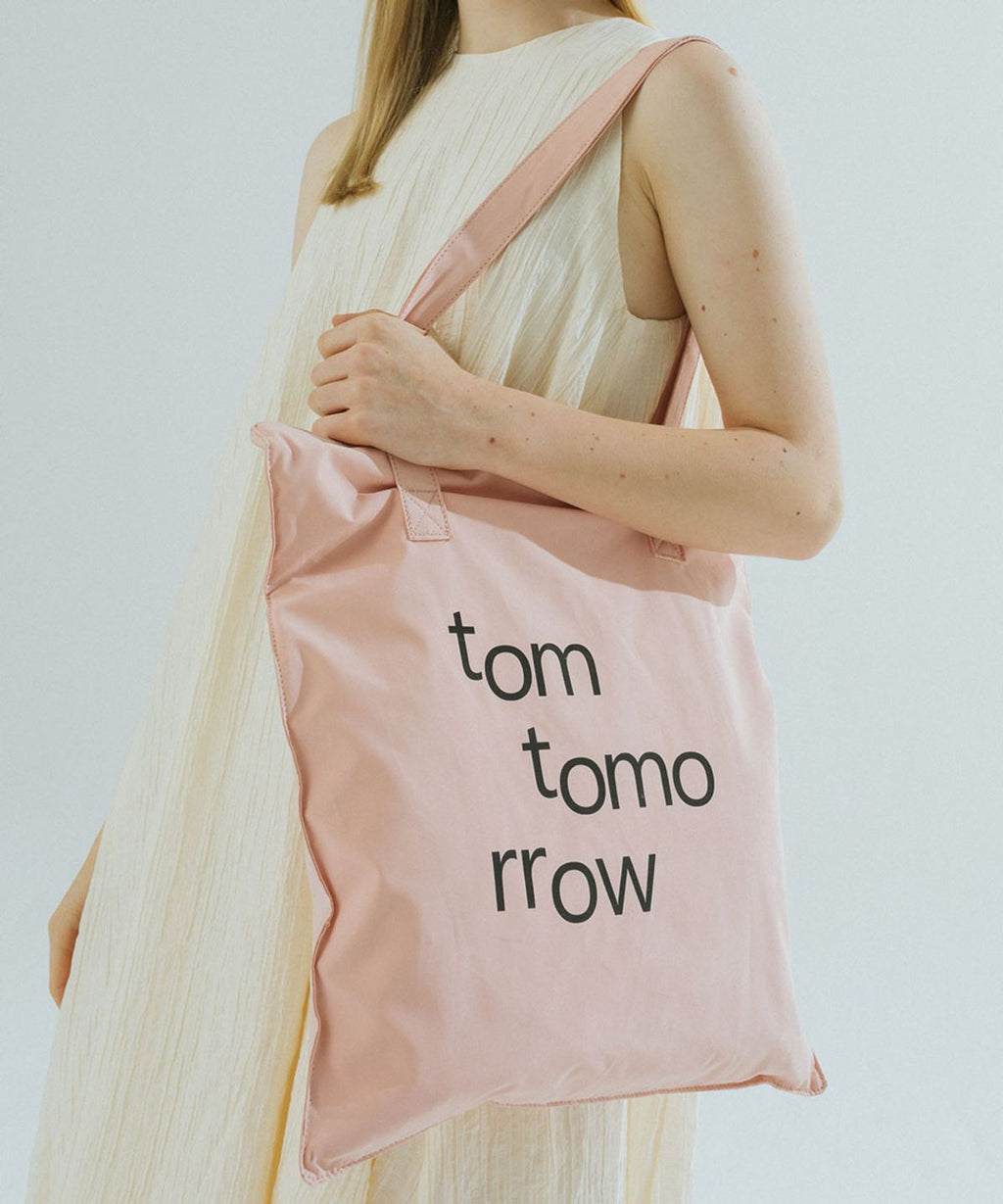 トム・トゥモロー(TOMTOMORROW)とは?Wave logo bag の特徴と選び方ガイド