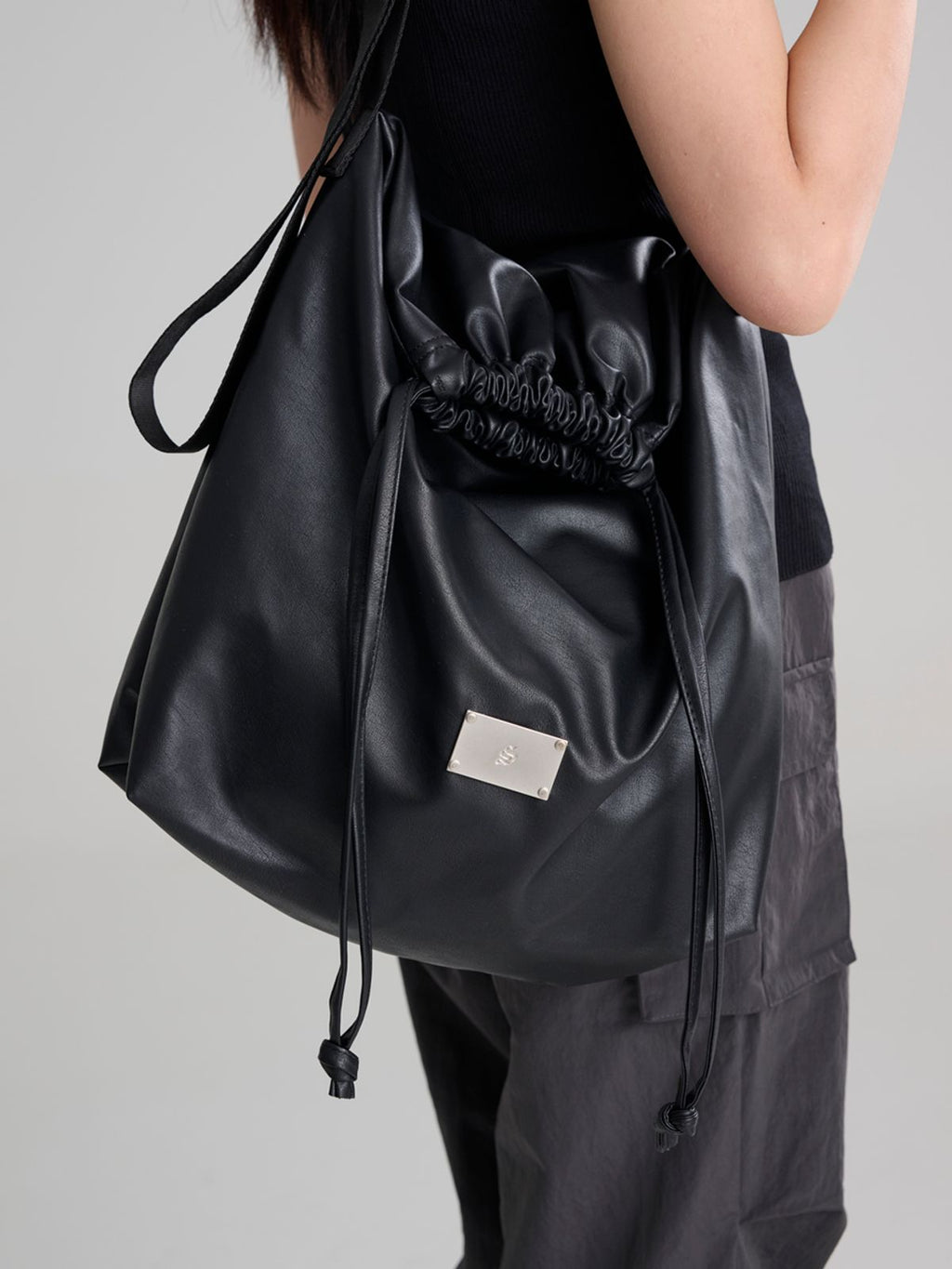 サラダボールズ SALAD BOWLS LEATHER CITY CROSS BAG(BLACK)購入ガイド|特徴・選び方・お手入れ