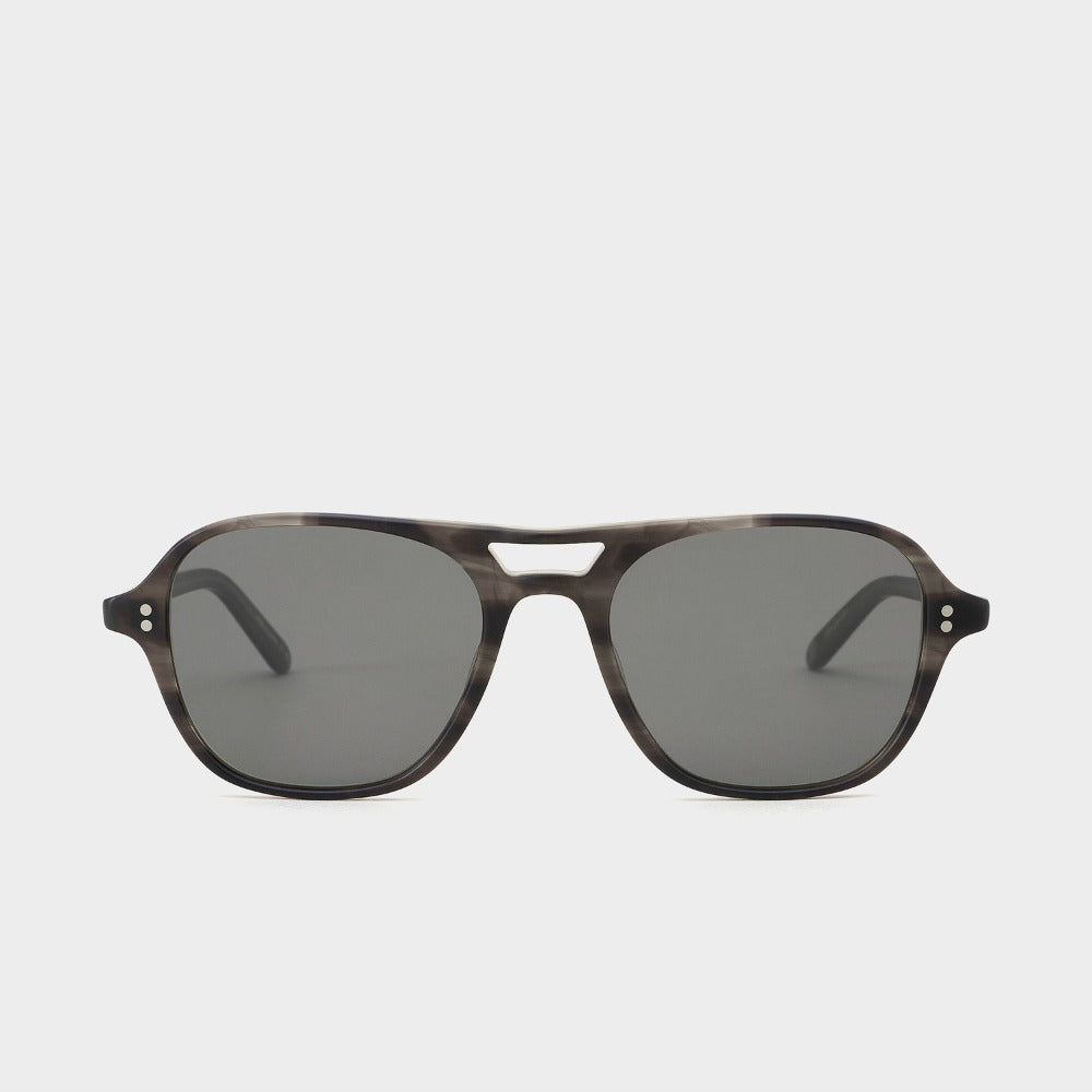 GARRETT LEIGHT「Doc」シリーズとは?DOC MGITL(セミフラットグレー)を分かりやすく解説