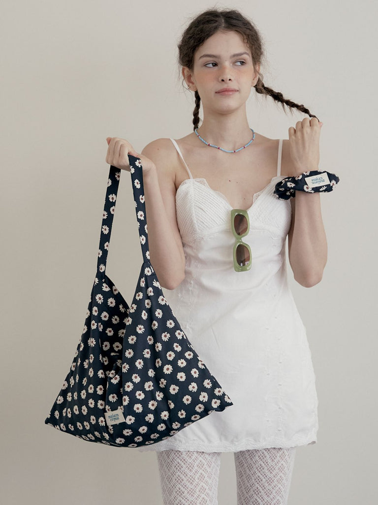 メゾンクレム Floral eco bag(BLACK)徹底ガイド|特徴・選び方・ケア